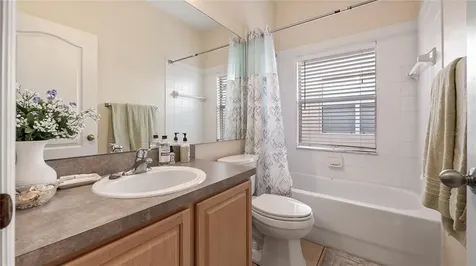 1020 Longville Circle Tavares FL 32778