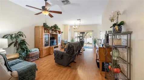 1020 Longville Circle Tavares FL 32778