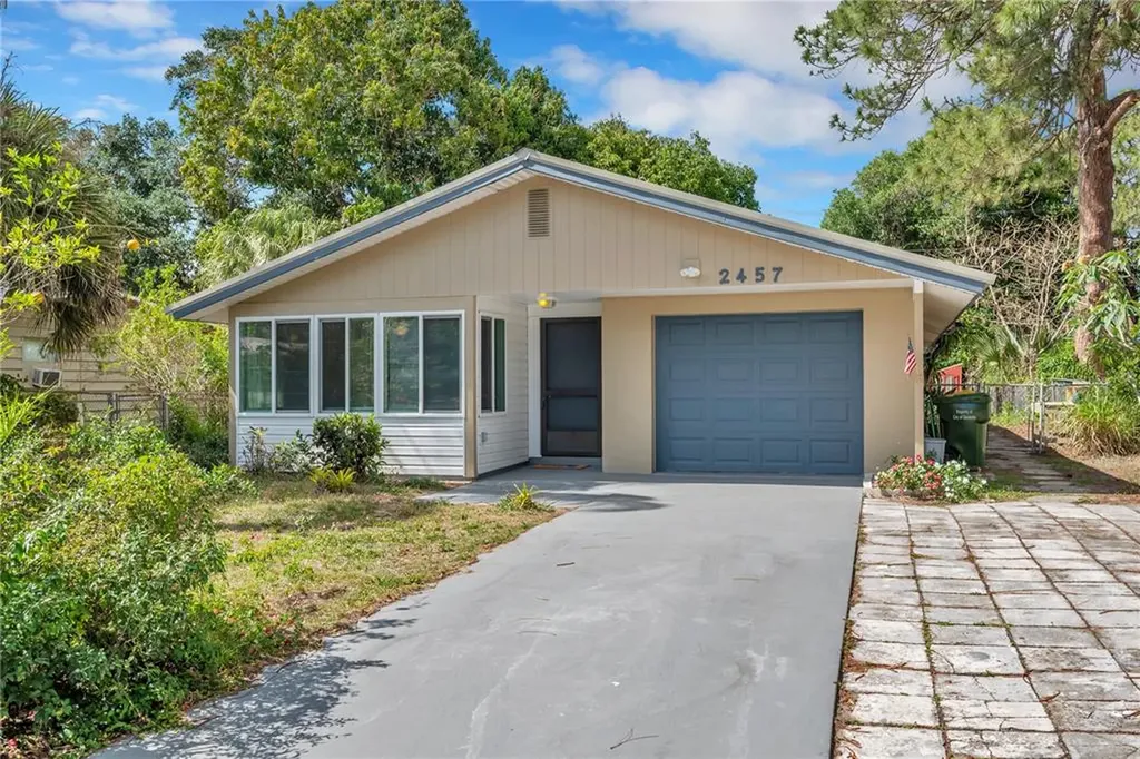 2457 Browning Street Sarasota FL 34237