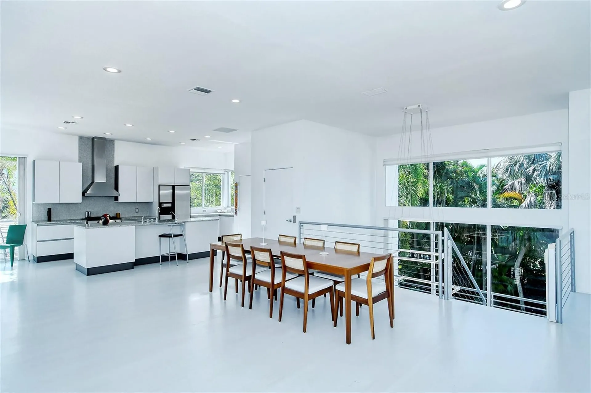 213 N Washington Drive Sarasota FL 34236