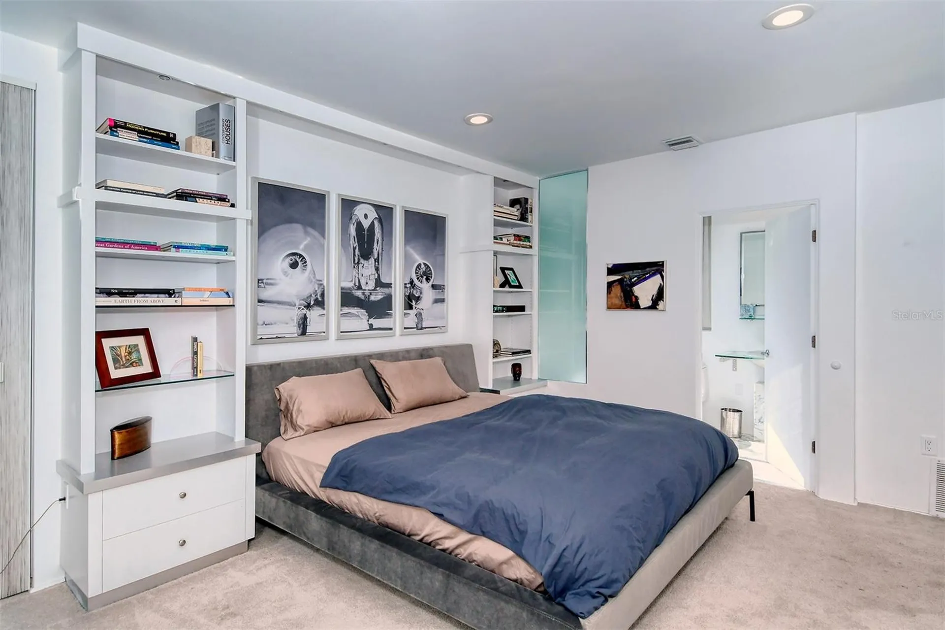 213 N Washington Drive Sarasota FL 34236
