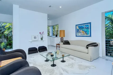 213 N Washington Drive Sarasota FL 34236