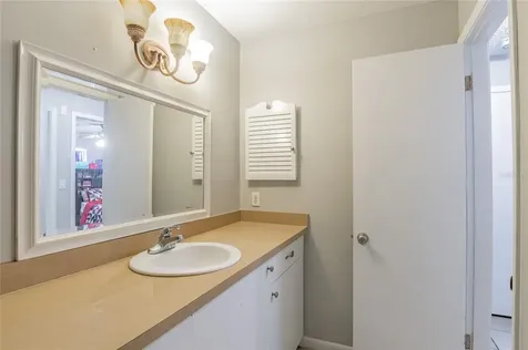 2042 S Lake Cannon Drive NW Winter Haven FL 33881