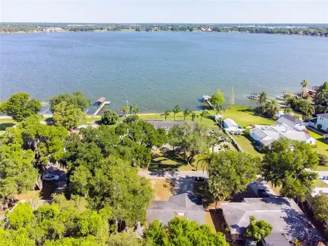 2042 S Lake Cannon Drive NW Winter Haven FL 33881