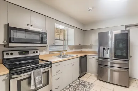 2042 S Lake Cannon Drive NW Winter Haven FL 33881