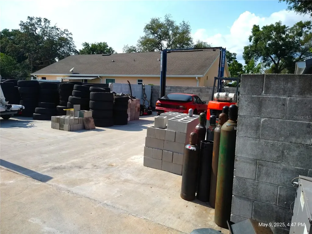 715 West Waters Avenue Tampa FL 33604