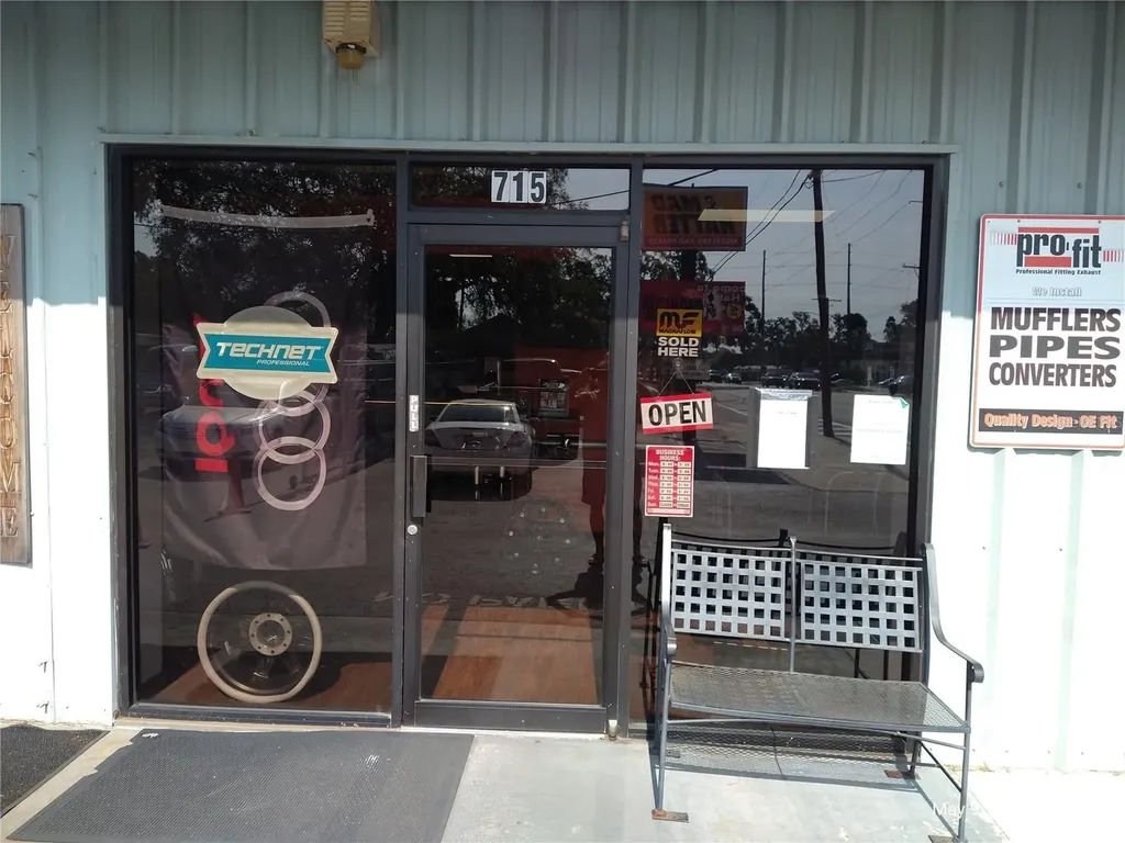 715 West Waters Avenue Tampa FL 33604