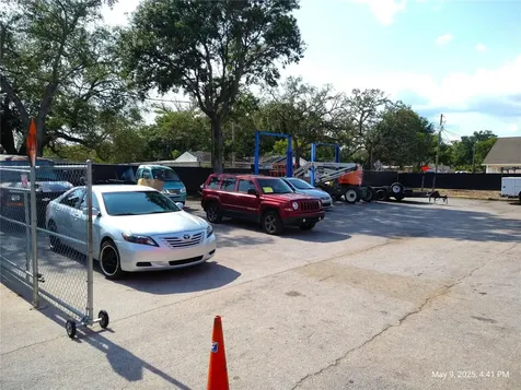 715 West Waters Avenue Tampa FL 33604