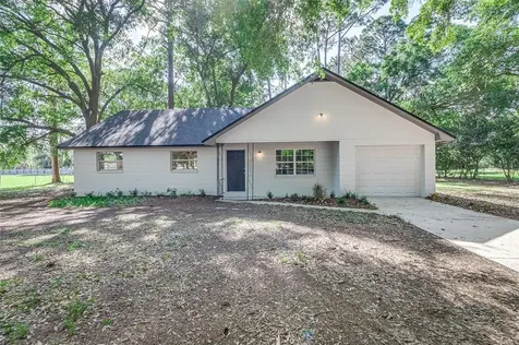 8724 Pine Tree Drive Lakeland FL 33809