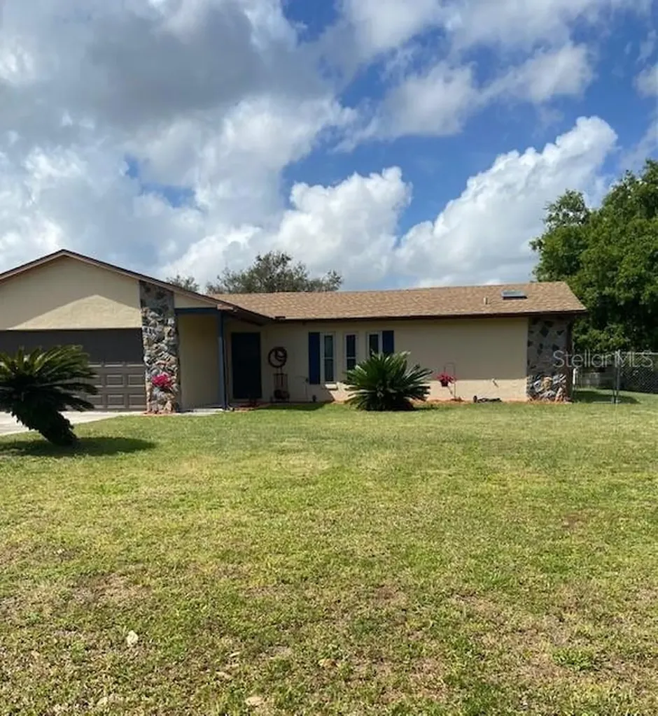 1040 Liza Street Saint Cloud FL 34771