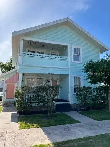 914 6th Street N St Petersburg FL 33701