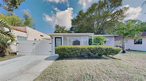 4527 24th Avenue S St Petersburg FL 33711