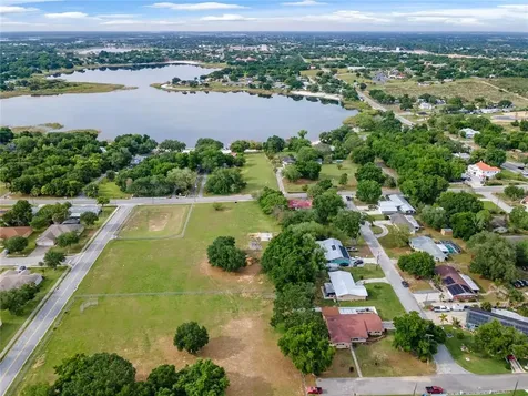 1903 S 8th Street Haines City FL 33844