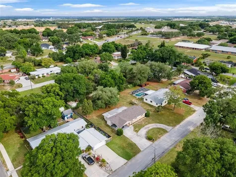 1903 S 8th Street Haines City FL 33844