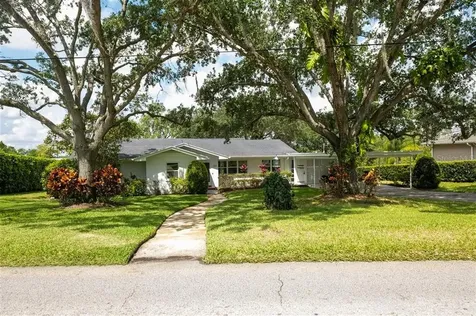 1159 S Lakeshore Boulevard Lake Wales FL 33853