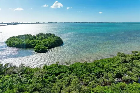 396 Aruba Circle Bradenton FL 34209