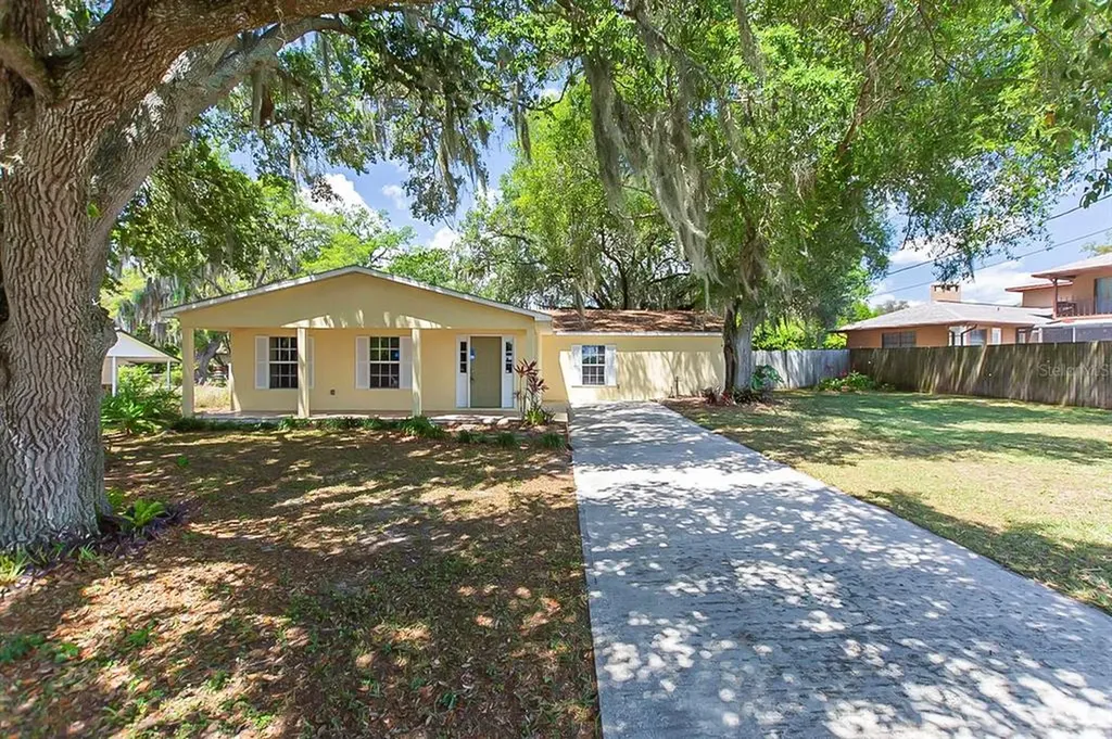210 Bridges Road Polk City FL 33868