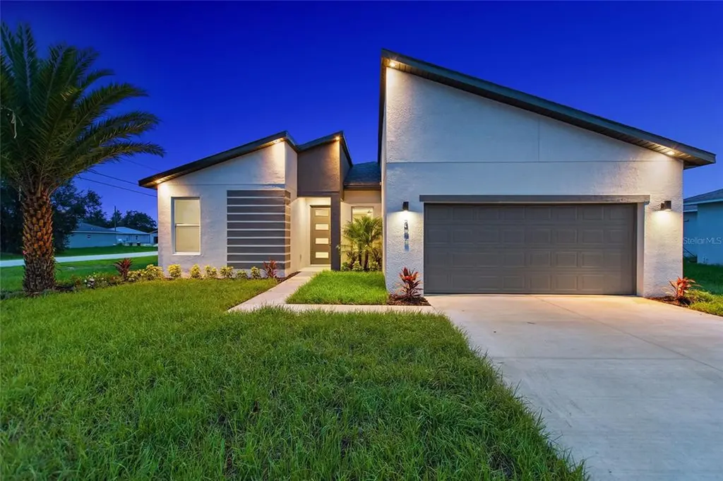 523 Big Sioux Court Kissimmee FL 34759