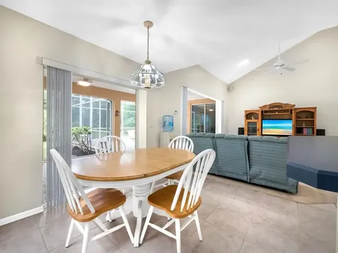 3262 Delor Avenue North Port FL 34286