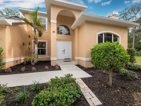 3262 Delor Avenue North Port FL 34286