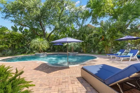 3711 W Watrous Avenue Tampa FL 33629