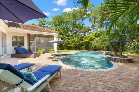 3711 W Watrous Avenue Tampa FL 33629