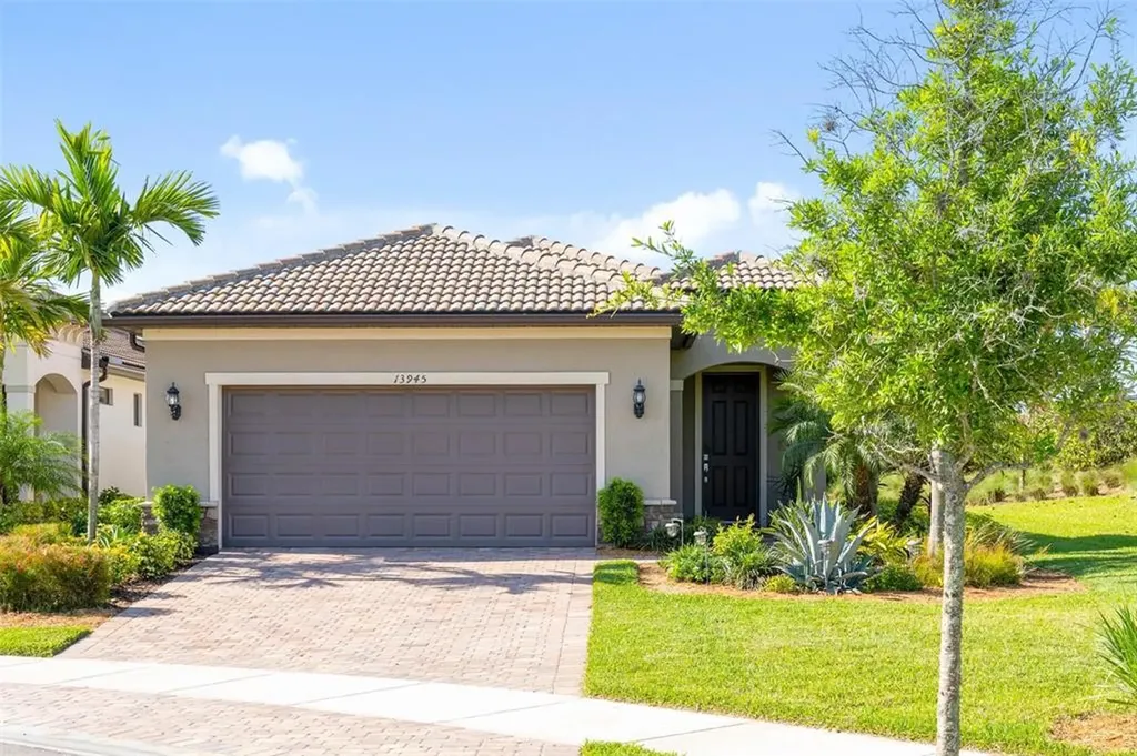 13945 Campoleone Street Venice FL 34293