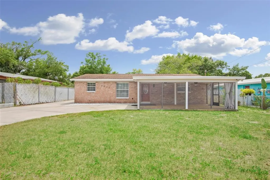 2605 E Liberty Street Tampa FL 33612