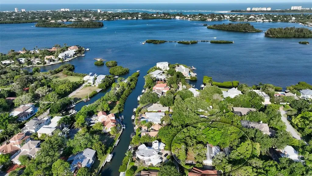 1411 Quail Drive Sarasota FL 34231