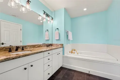 25242 SW 19th Avenue Newberry FL 32669