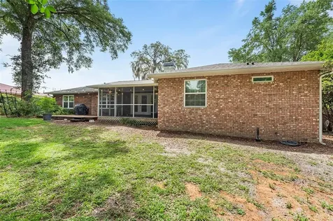 25242 SW 19th Avenue Newberry FL 32669