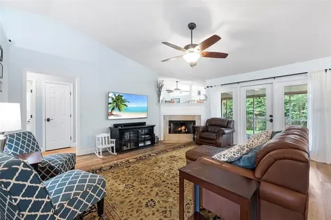 25242 SW 19th Avenue Newberry FL 32669