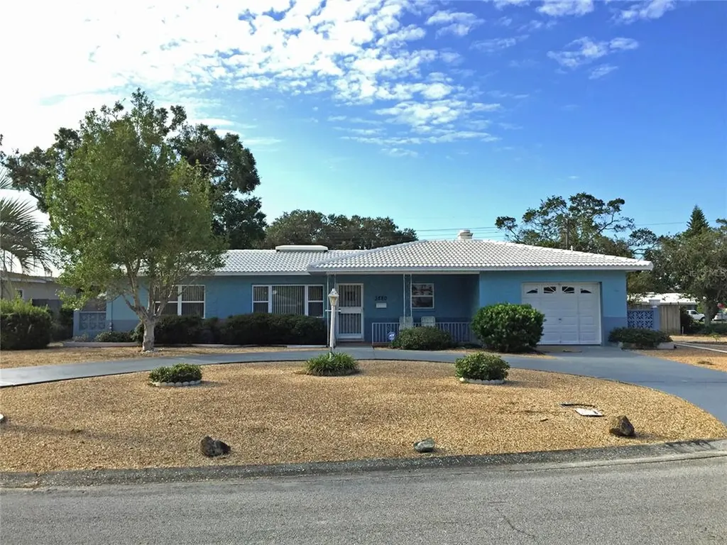 3880 19th Avenue N St Petersburg FL 33713