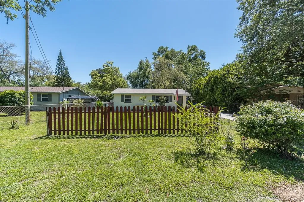 7508 Almark Street Tampa FL 33625