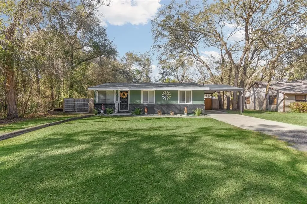 1441 1st Street Orange City FL 32763