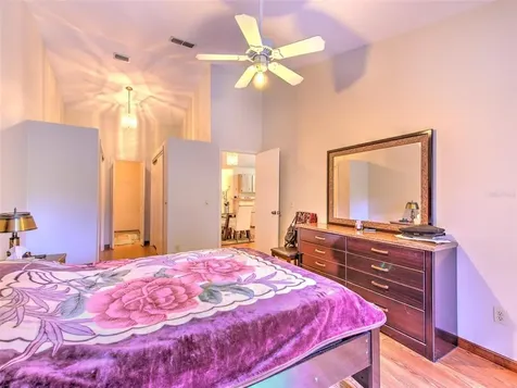9454 Forest Hills Circle Tampa FL 33612