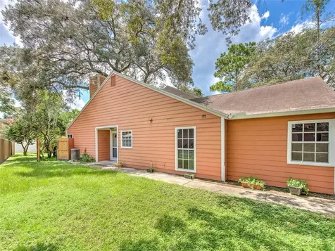 9454 Forest Hills Circle Tampa FL 33612