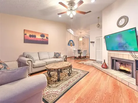 9454 Forest Hills Circle Tampa FL 33612
