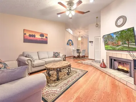 9454 Forest Hills Circle Tampa FL 33612
