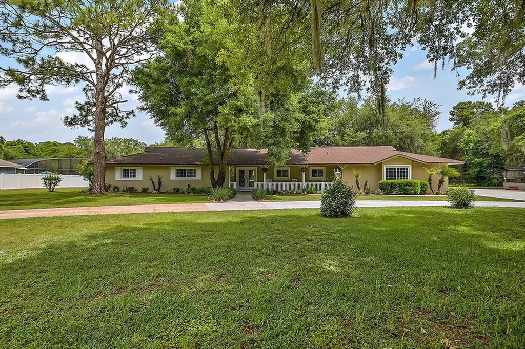 1308 Caballo Road Leesburg FL 34748