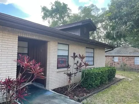 617 Hampton Street Auburndale FL 33823