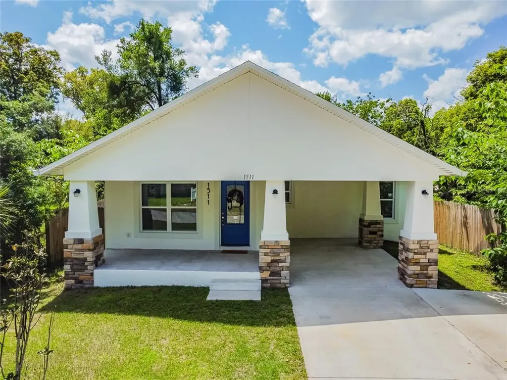 1511 E Knollwood Street Tampa FL 33610