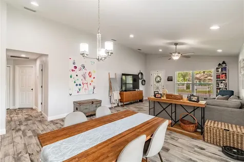 1511 E Knollwood Street Tampa FL 33610