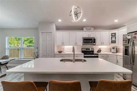 1511 E Knollwood Street Tampa FL 33610