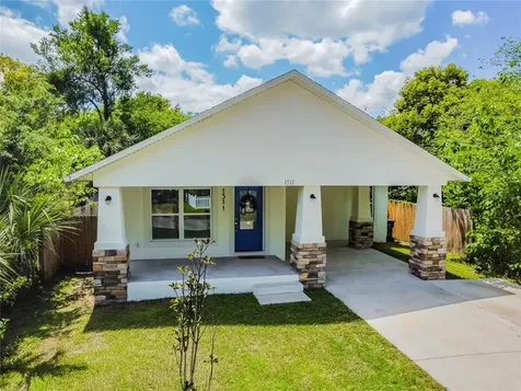 1511 E Knollwood Street Tampa FL 33610