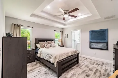 1511 E Knollwood Street Tampa FL 33610
