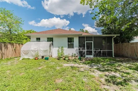 1511 E Knollwood Street Tampa FL 33610