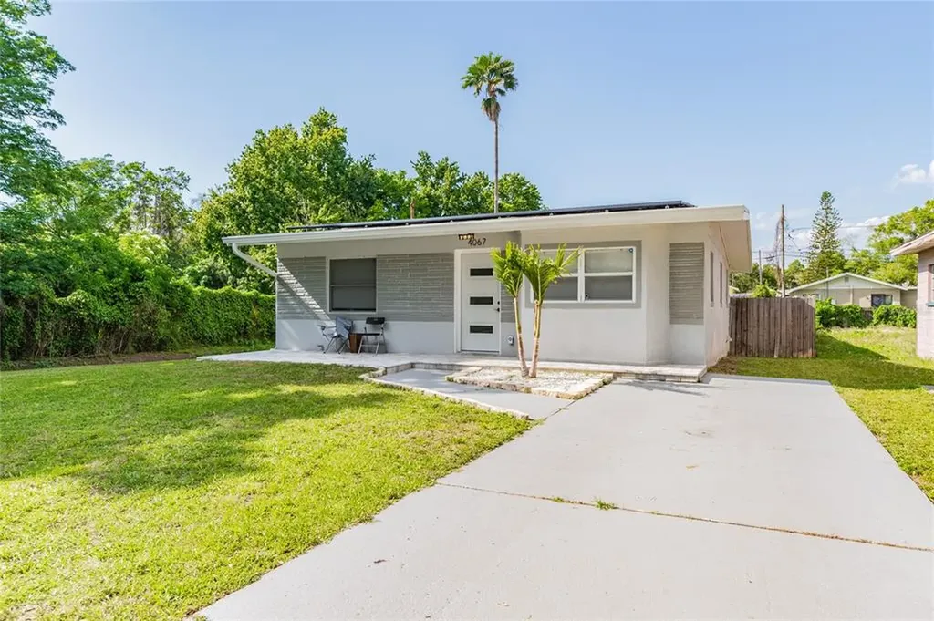 4067 52nd Avenue N St Petersburg FL 33714
