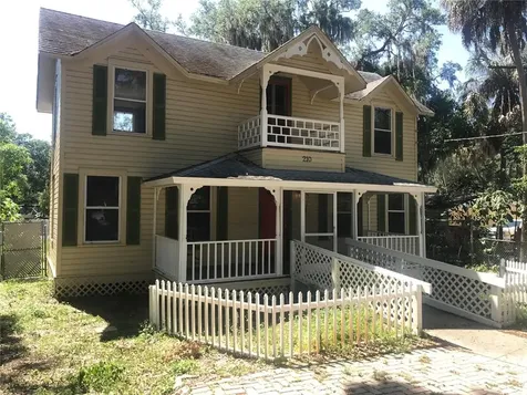 210 15th Street E Bradenton FL 34208