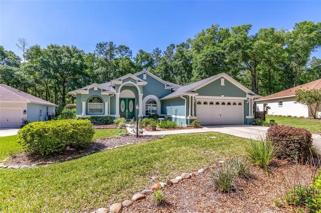 19242 SW 101st Street Dunnellon FL 34432